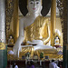 Szenen in der Shwedagon-Pagode (© Buelipix)