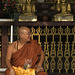 Szenen in der Shwedagon-Pagode (© Buelipix)