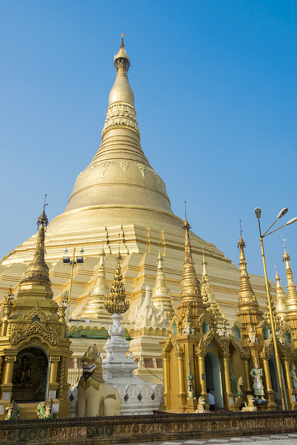 Shwedagon-Pagode (© Buelipix)