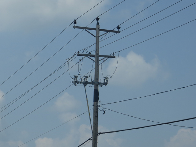 Xcel Energy 13.8kV