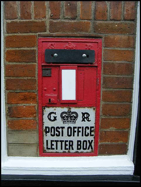 disused GR post office letter box