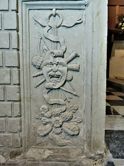 bovey tracey church, devon, detail of c17 tomb of nicholas eveleigh +1618 (2)