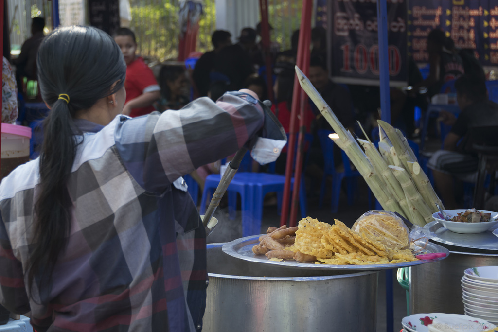 Strassenszenen in Yangon (© Buelipix)