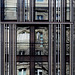 Façade avec reflets