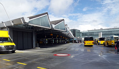 Bus Terminal über dem Bahnhof Bern