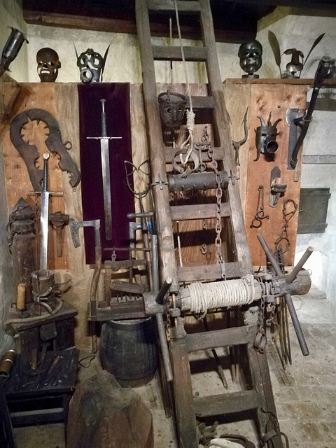 Prague 2019 – Castle – Torture devices