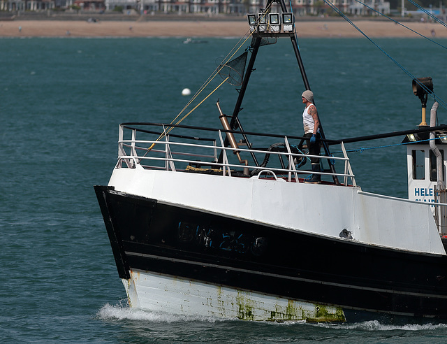 EOS 6D Peter Harriman 14 15 17 00726 Trawler dpp