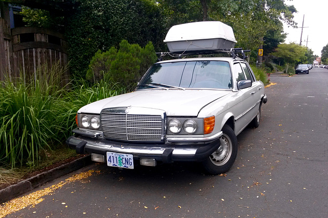 USA 2016 – Portland OR – Mercedes-Benz 300 SD