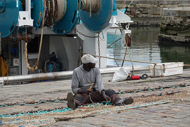 Raccomoder les filets de pêche II