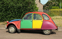 Citroen Deux Chevaux (2CV)