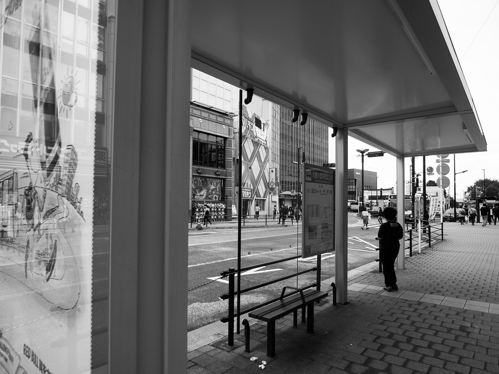 Bus shelter