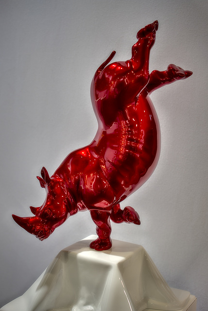 "Le rhino danseur" Red Old School