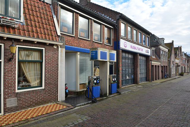 Monnickendam 2014 – Petrol station