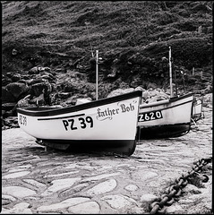 Penberth Cove PZ39 father bob