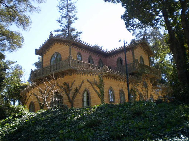 Chalet of the Countess of Edla (1869).