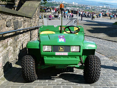 Edinburgh castle gardener car