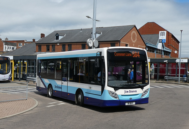 Jim Stones B1 BUS in Leigh - 24 May 2019 (P1010983)