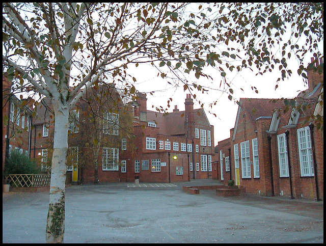 East Oxford Primary School