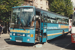 Shearings Holidays 750 (YXI 9256 ex F750 ENE) in Bury St. Edmunds – 27 Sep 1995 (286-08)