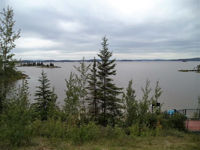 Un lac à contempler