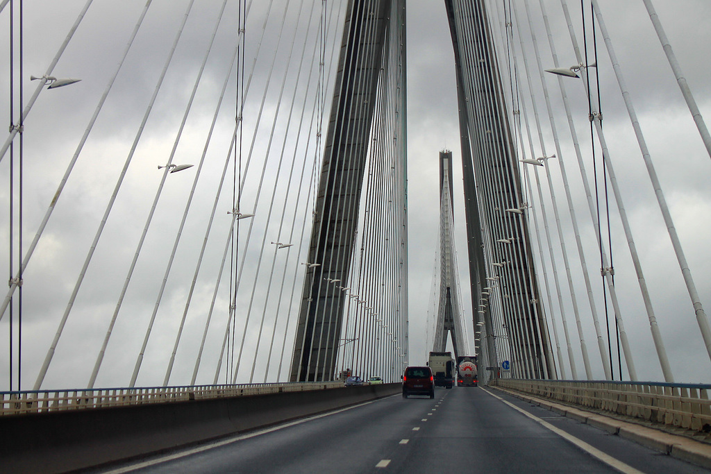 le Pont de Normandie....