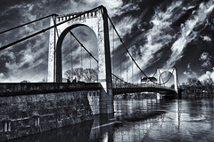 Pont de Chalonnes sur Loire .