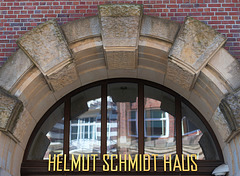 Am Helmut Schmidt Haus (ehem. Pressehaus Hamburg),  Zentrale der Wochenzeitschrift "Die Zeit"  (3 x PiP) - Hamburg