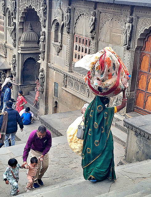 MAHESHWAR