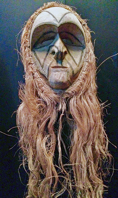Masque de Mélanésie.