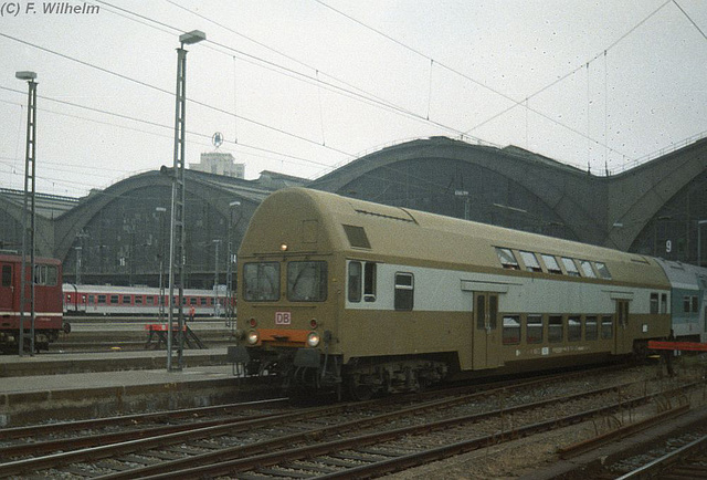 BÖ0008967
