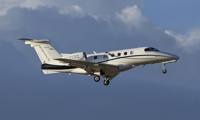 Embraer EMB-505 Phenom 300 N135BC