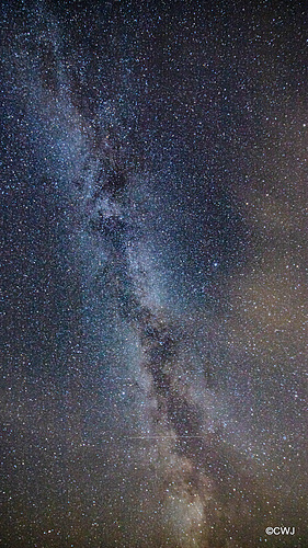 Meteors evident tonight  - Milky Way Galaxy