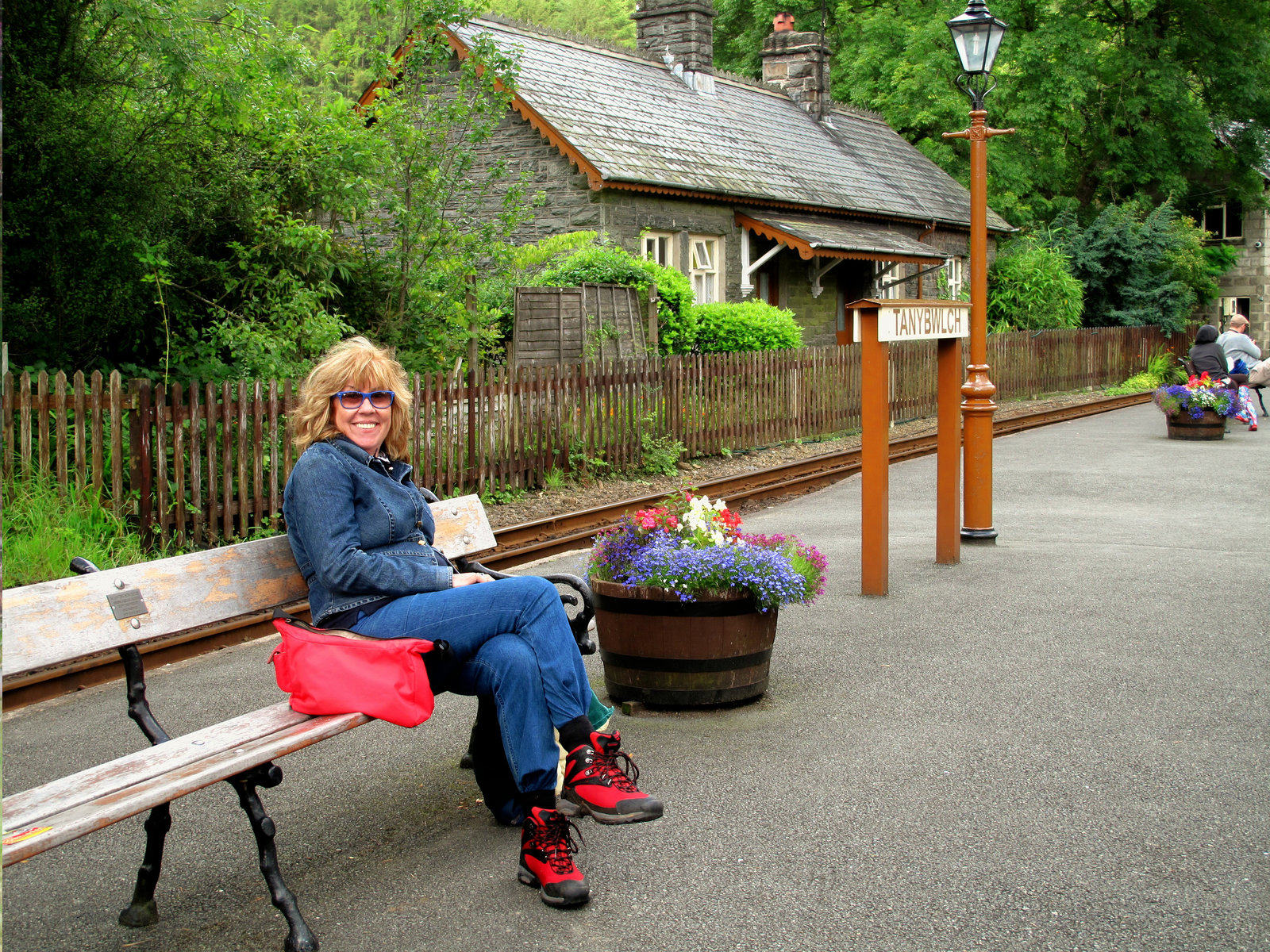 Trenau bach arbennig Cymru - Rheilffordd Ffestiniog  - Tan Y Bwlch