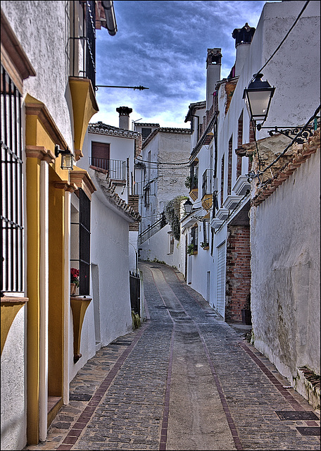 Benalauría