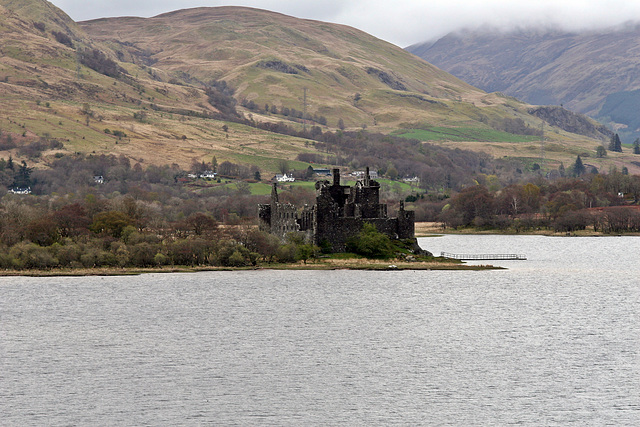 Kilchurn Castle,Loch Awe 20th April 2017