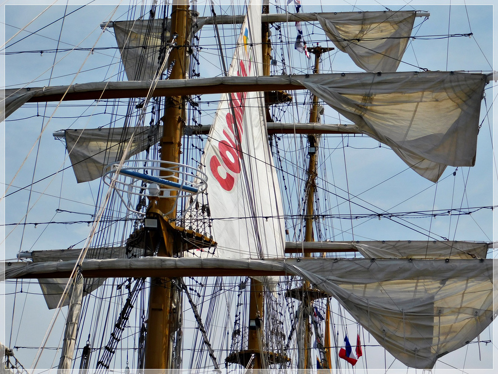 Le Gloria (bateau Colombien) à Saint Malo (35)