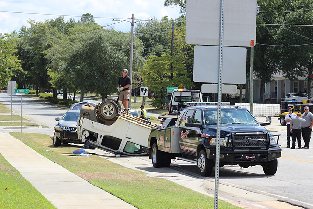 Oooops   shot # 2... preparing to be towed...  (2 car accident)