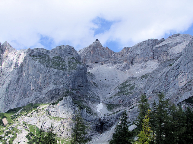 Gondel-Begegnung am Dachstein