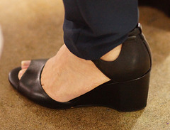 cole haan heels (F)