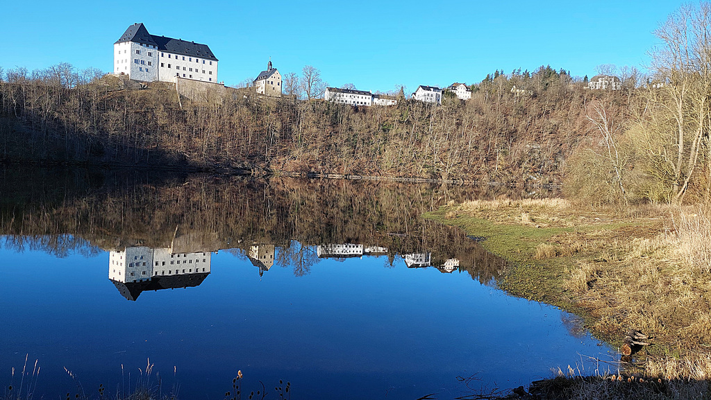 Schloß Burgk steht Kopf