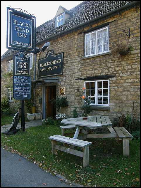 Blacks Head Inn, Bletchingdon