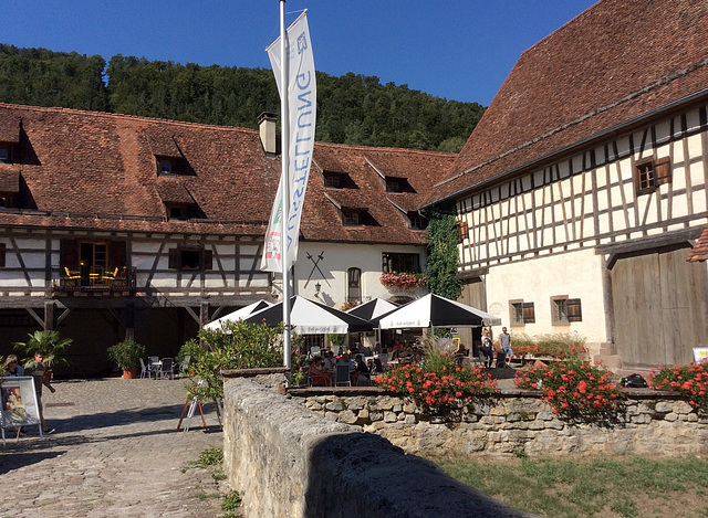 Wirtschaftsgebäude von Schloss Glatt (heute Café)