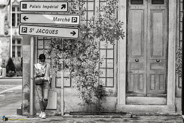 ⬅️ Marché ↗️ St Jacques ➡️