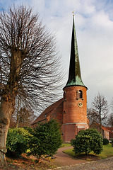 Barmstedt, Kirche