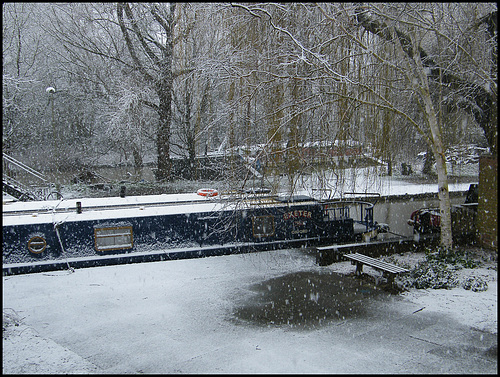 snowing at Mount Place