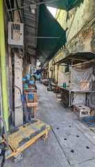 Ruelle étroite en zone SCL / Narrow SCL street