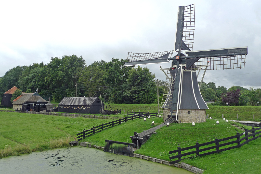 Nederland - Enkhuizen, Vogelhoeksmolen