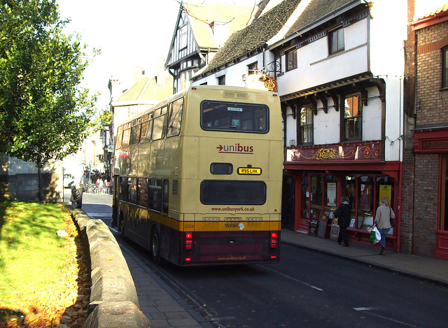 Transdev Unibus 2004 (R95 LHK) in York - 8 Nov 2012 (DSCF2023)