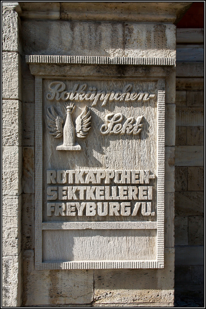 Firmenschild in Freyburg