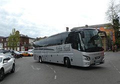 Robin Hood Travel YK16 SSV in Bury St. Edmunds – 26 Apr 2022 (P1110353)